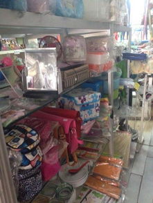 日用百貨清倉(cāng)大甩賣，服裝服飾零售優(yōu)惠來襲